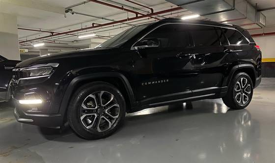 JEEP COMMANDER 1.3 T270 TURBO FLEX LONGITUDE AT6 JEEP COMMANDER 1.3 T270 TURBO FLEX LONGITUDE AT6